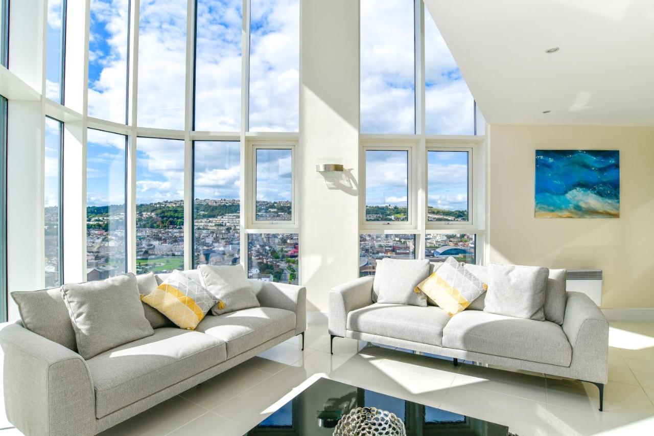 Just Stay Wales - Meridian Quay Penthouses Суонси Экстерьер фото