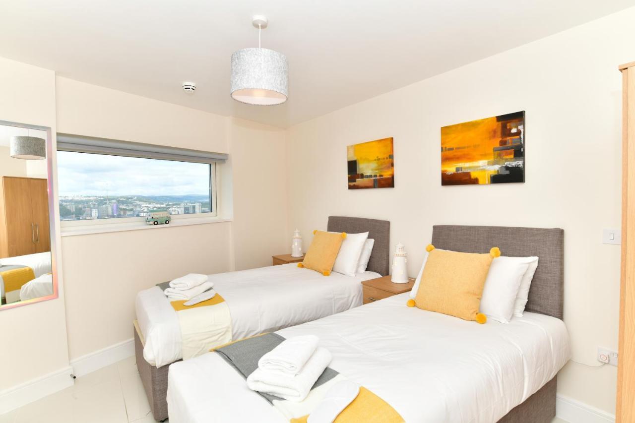 Just Stay Wales - Meridian Quay Penthouses Суонси Экстерьер фото