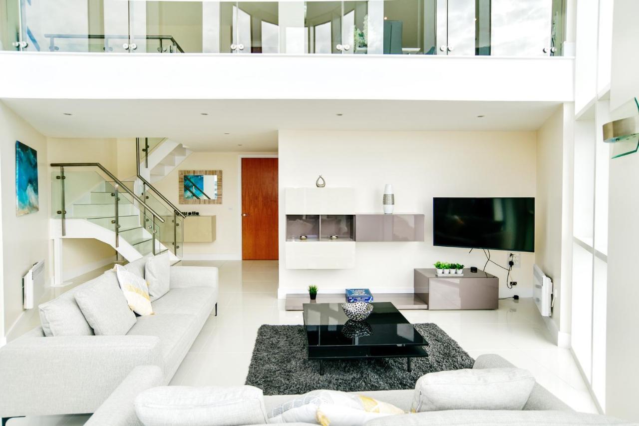 Just Stay Wales - Meridian Quay Penthouses Суонси Экстерьер фото