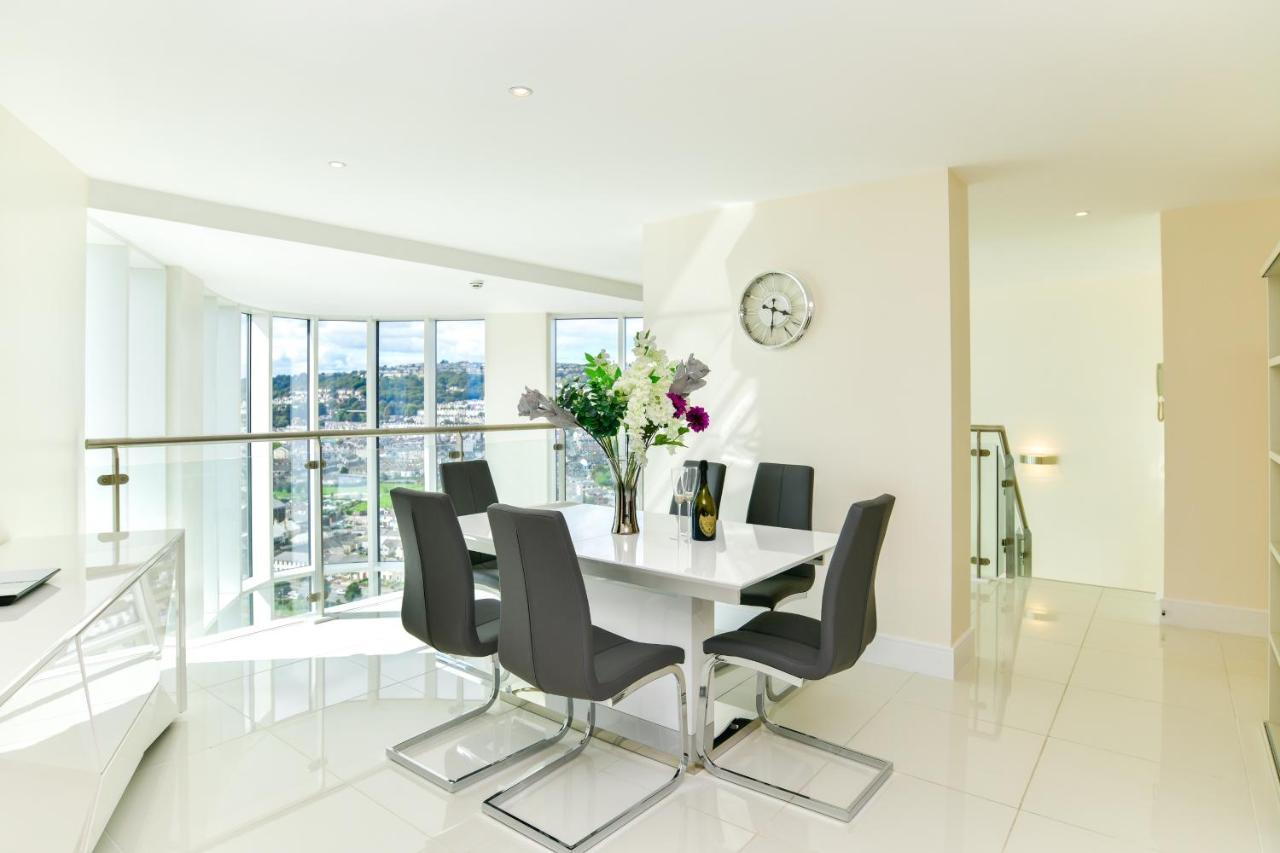 Just Stay Wales - Meridian Quay Penthouses Суонси Экстерьер фото