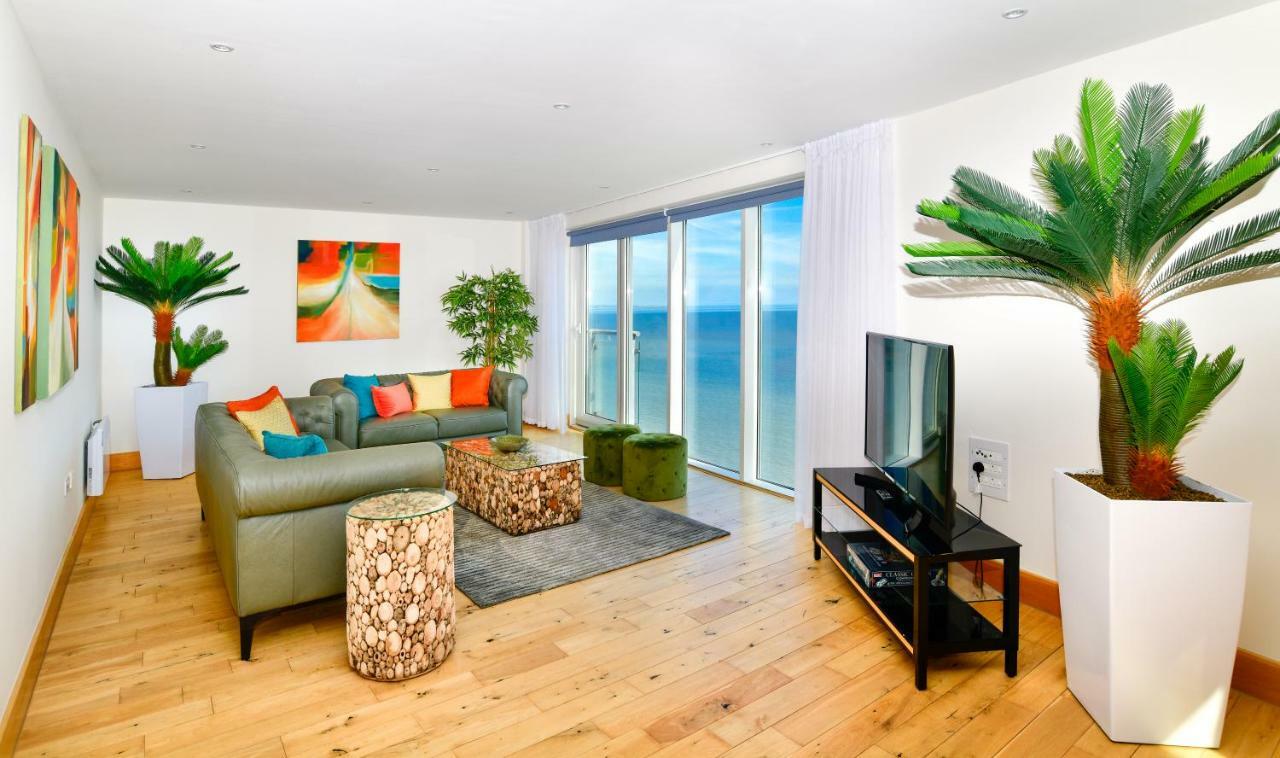 Just Stay Wales - Meridian Quay Penthouses Суонси Экстерьер фото