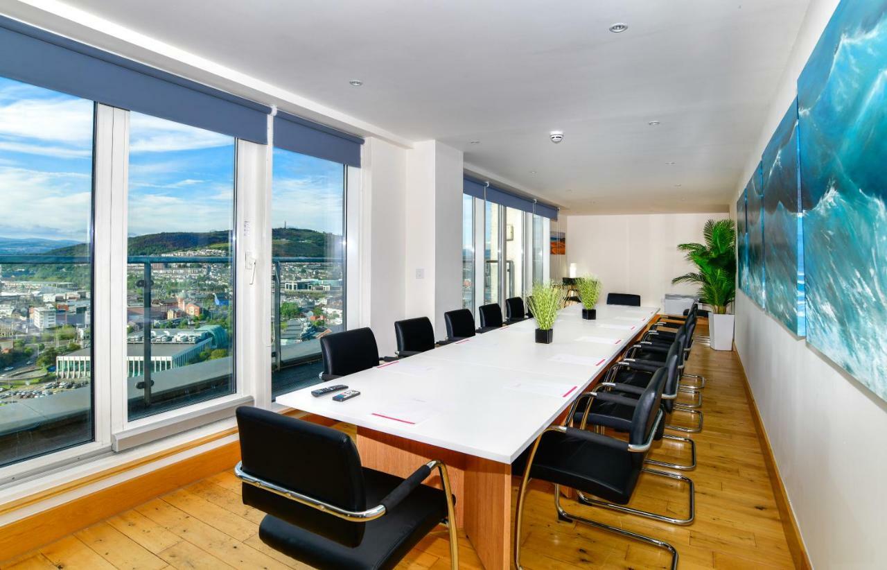 Just Stay Wales - Meridian Quay Penthouses Суонси Экстерьер фото